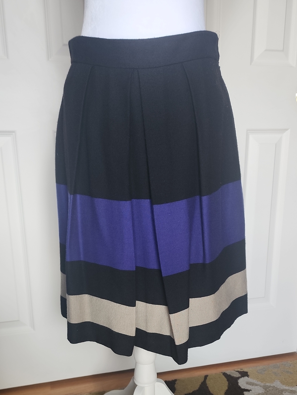 Lela Rose Black, Cobalt Blue & Tan Pleated Women’s Skirt
